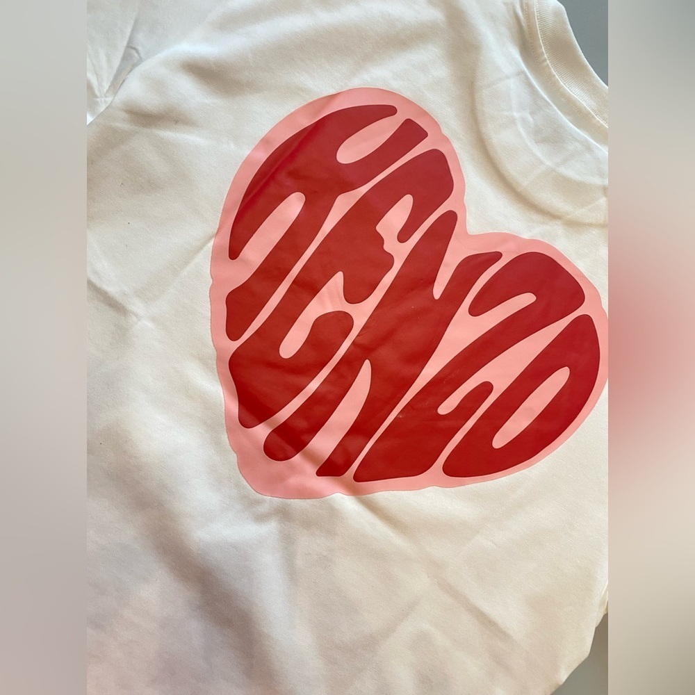 Kenzo White Tee with Red Heart Design size S-M - Picture 6 of 7